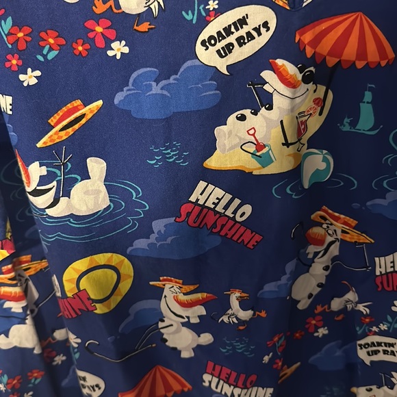 Disney EUC Olaf scrub top - Picture 2 of 3